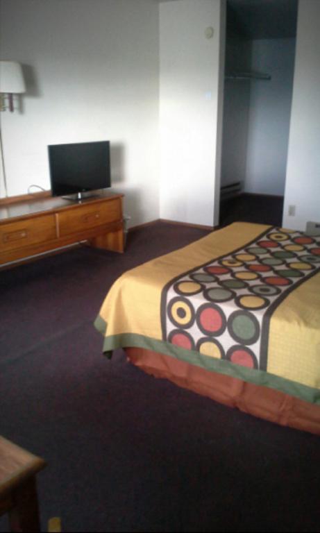 Hotel Super 8 By Wyndham Wells Habitación foto
